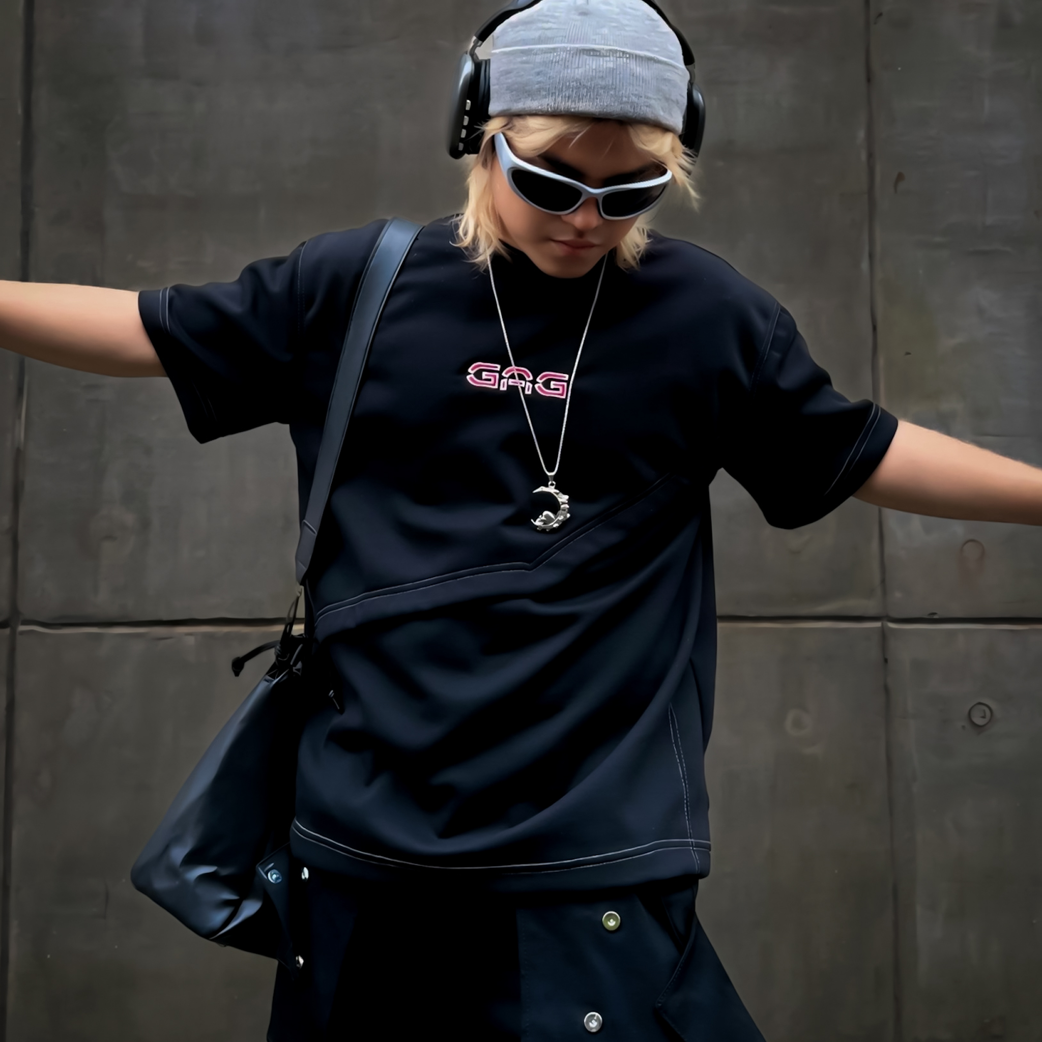 Line Tee