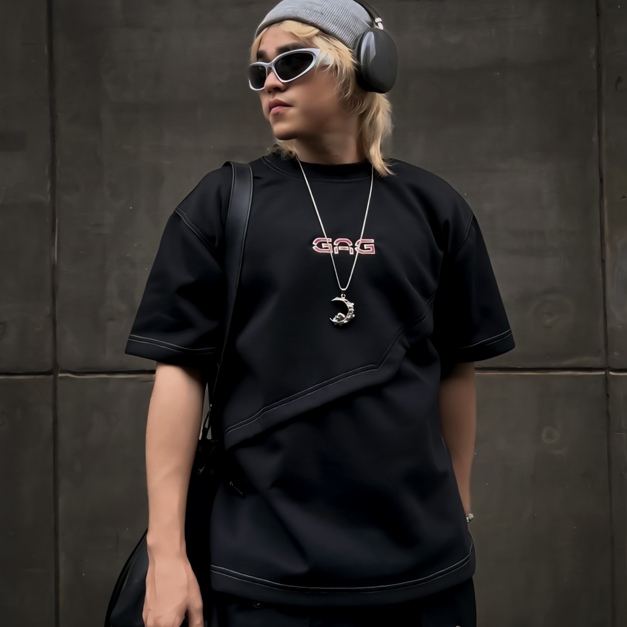 Line Tee